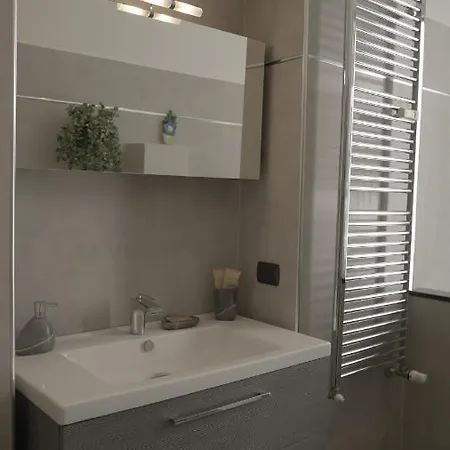 Hotel ****buenos Aires Luxury -5 Min. Duomo Milan